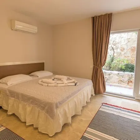 6 Bedroom Big For Rent In Kalkan Villa *